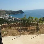 Paradise View 3* Himarë