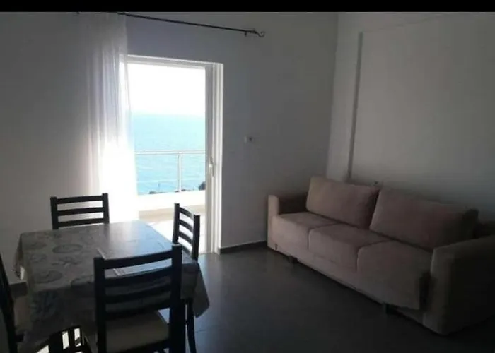 ホテル Paradise View ヒマラ