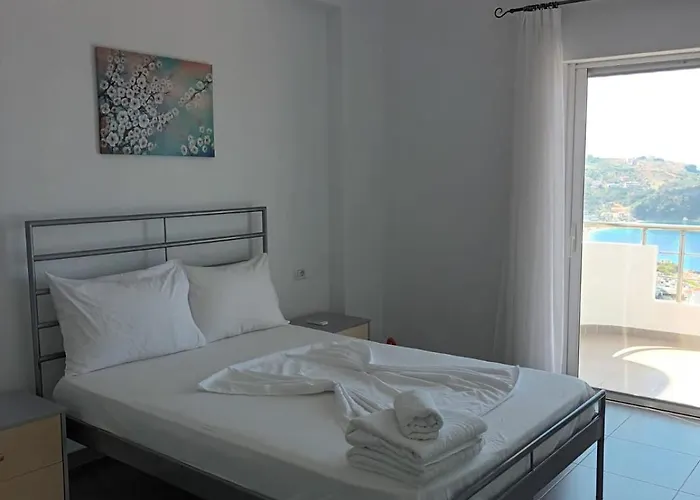 ホテル Paradise View ヒマラ